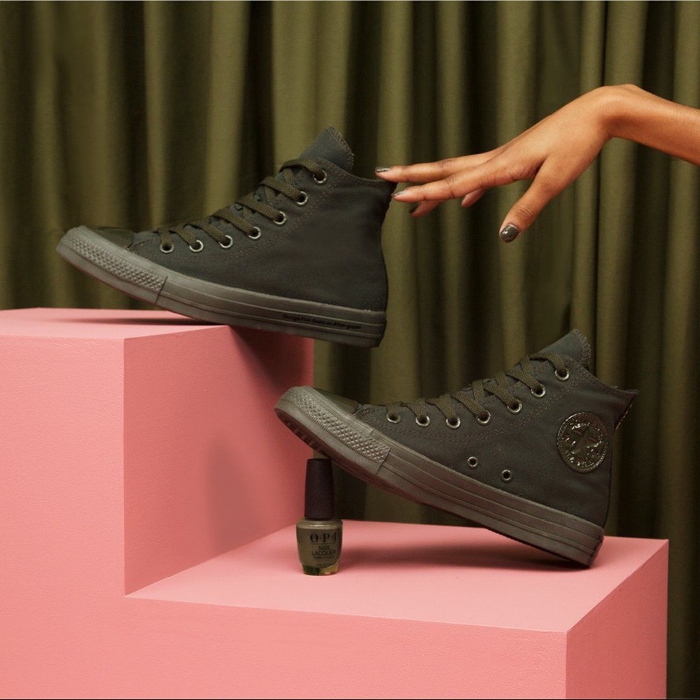 Converse O.P.I. Women’s size 5.5